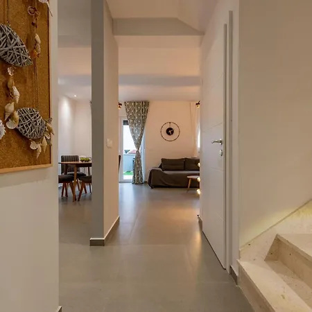 Apartment 3 Bedroom Gorgeous In Vrsi