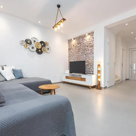 3 Bedroom Gorgeous In *