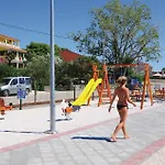 Διαμέρισμα 3 Bedroom Gorgeous In