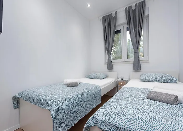 3 Bedroom Gorgeous In * Vrsi