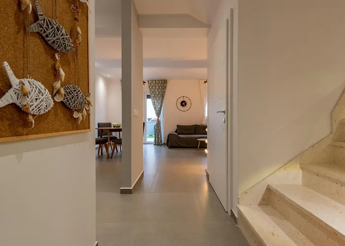 Appartamento 3 Bedroom Gorgeous In Vrsi
