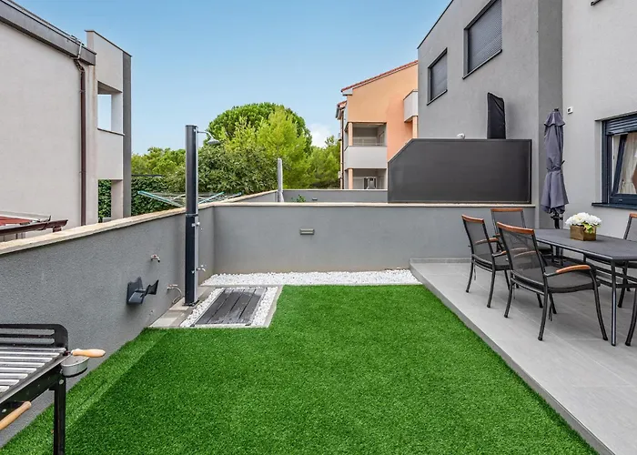 3 Bedroom Gorgeous In *